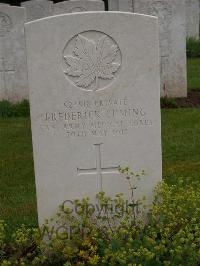 Etaples Military Cemetery - Cuming, Frederick